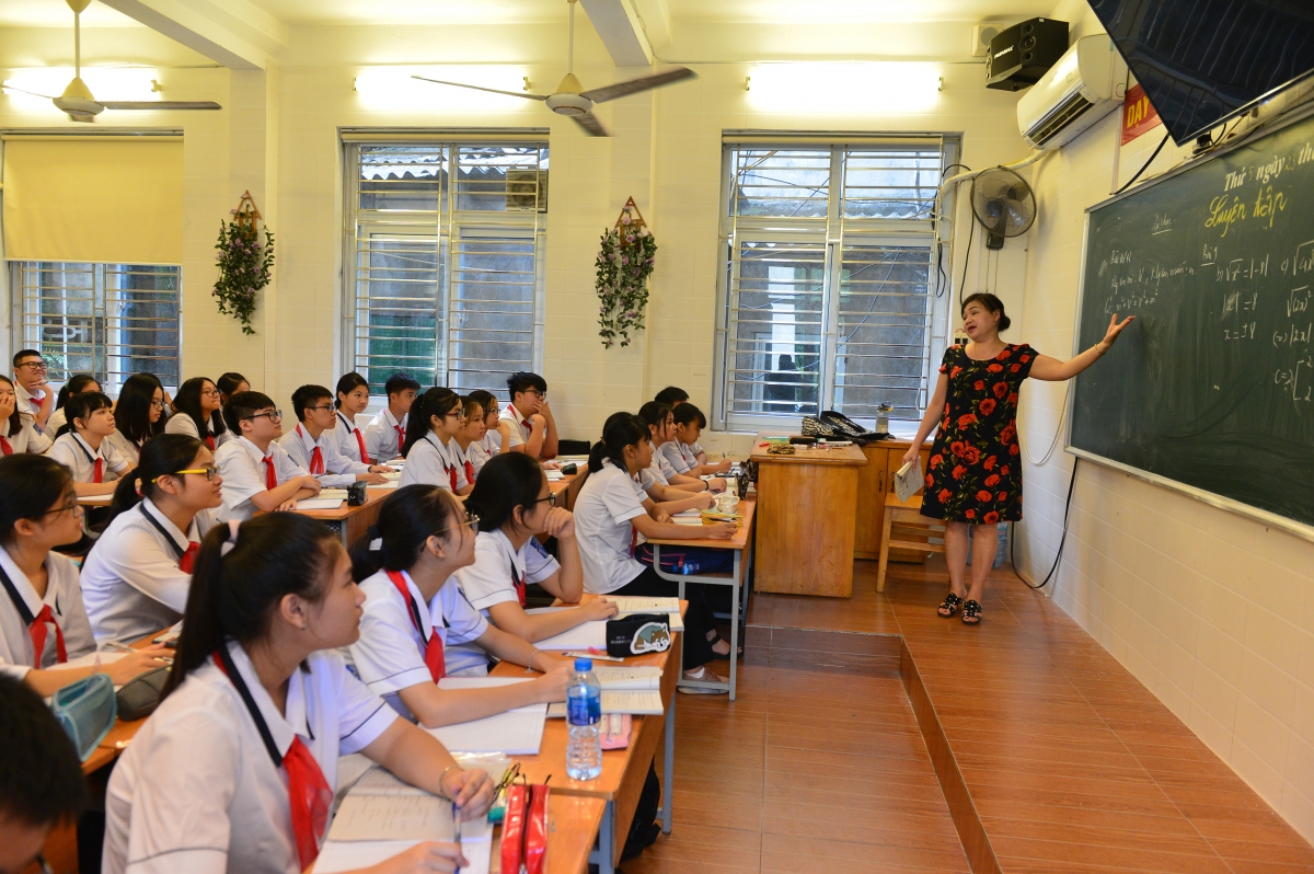 Thứ trưởng Bộ GD-ĐT: Tuyệt đối không để dạy thêm, học thêm ảnh hưởng đến thi cử